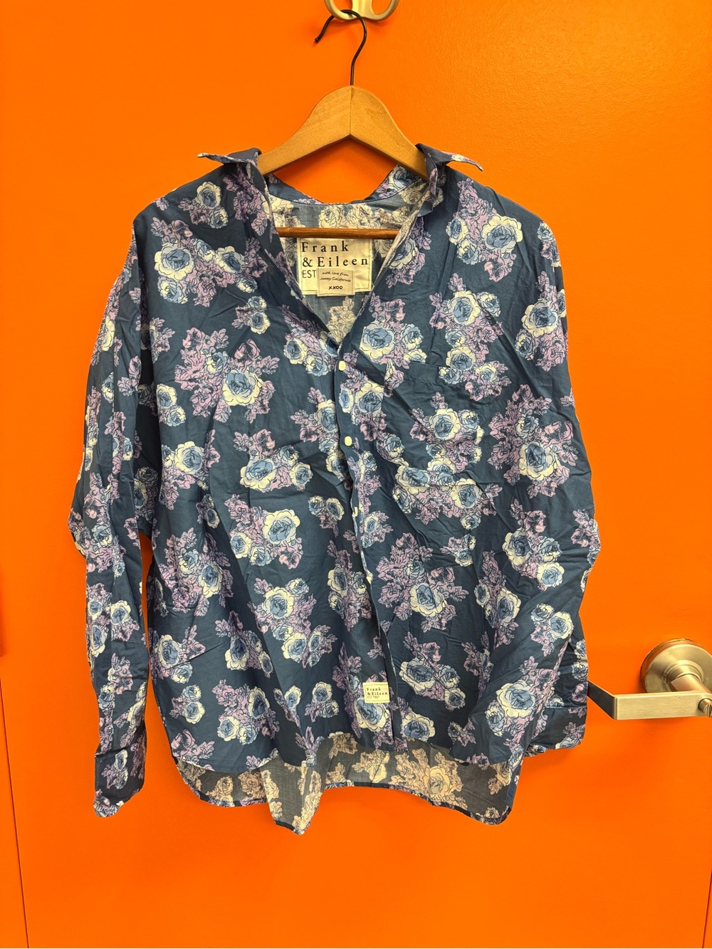 Frank & Eileen Navy Floral Long-Sleeve Button-Down Shirt